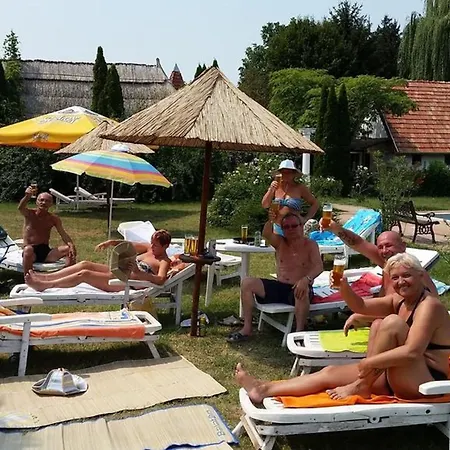Robin Балатонбоглар